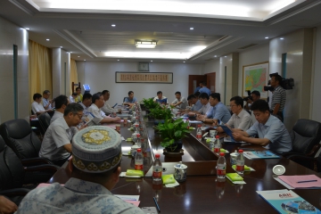 省人大常委会副主任詹夏来光临意昂官网集团调研领导